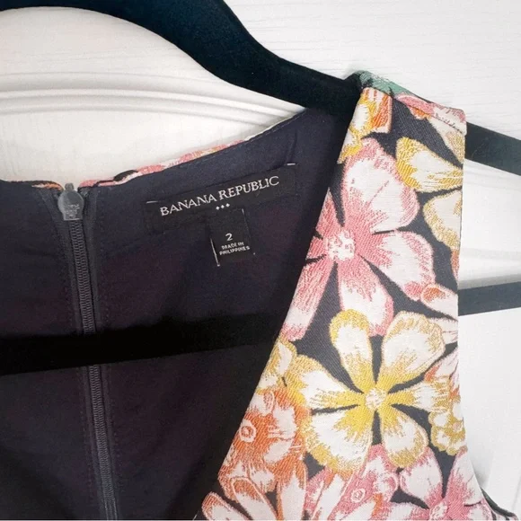 Banana Republic Brocade Iridescent multicolor Floral Dress with Pockets - Picture 16 of 17